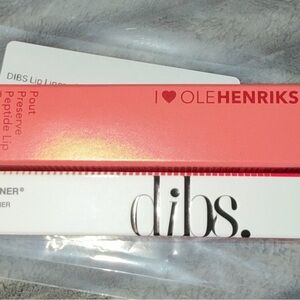 Ole Henriksen Pout Preserve Lip Treatment and dibs lipliner combo